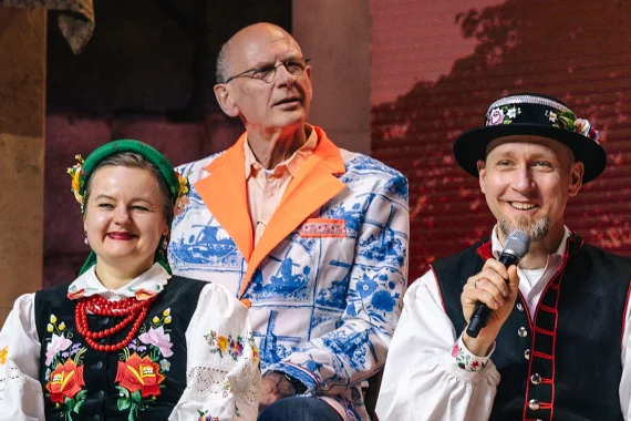 FON_background-image-1080x720-EH20251010-4